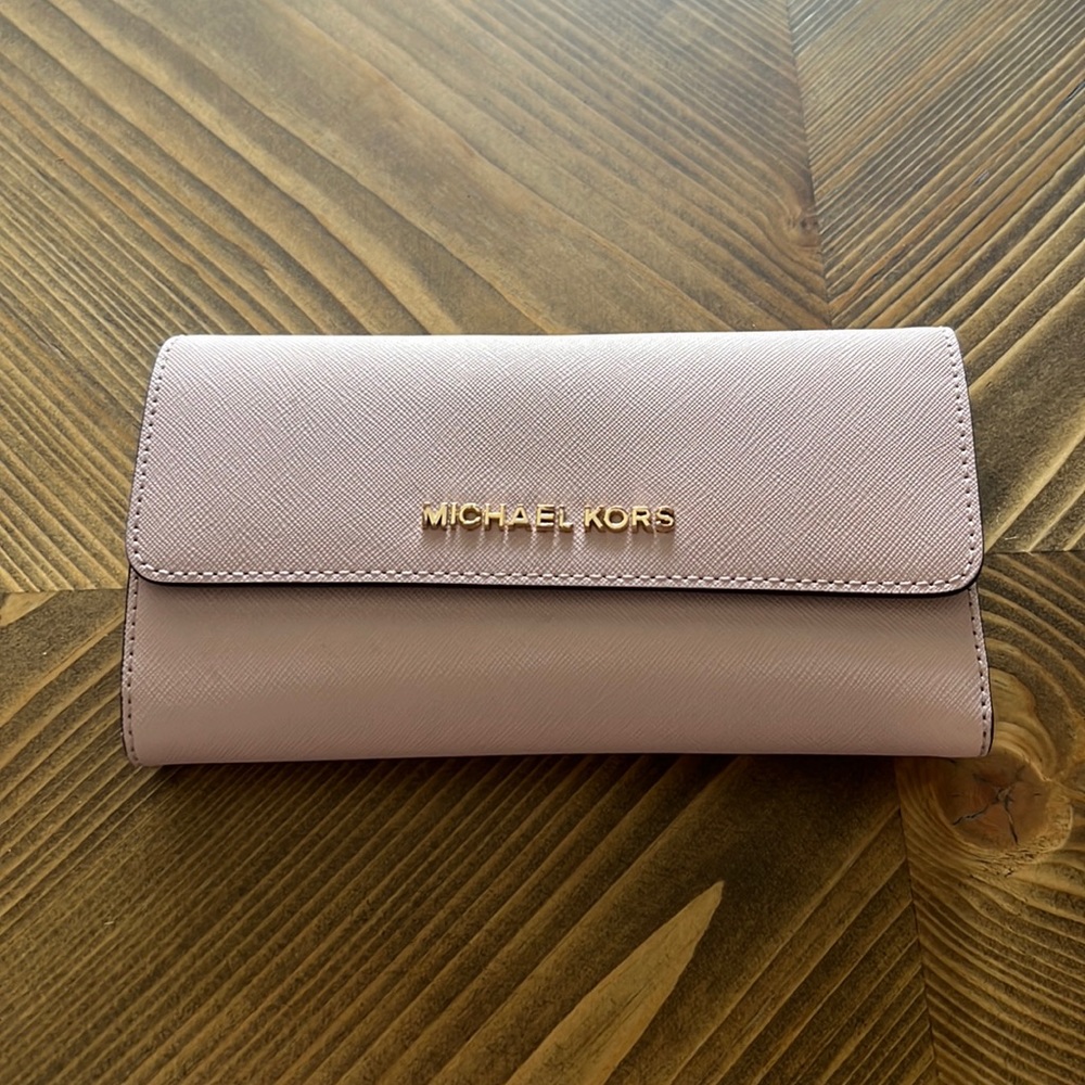 Michael Kors Tri-fold Wallet